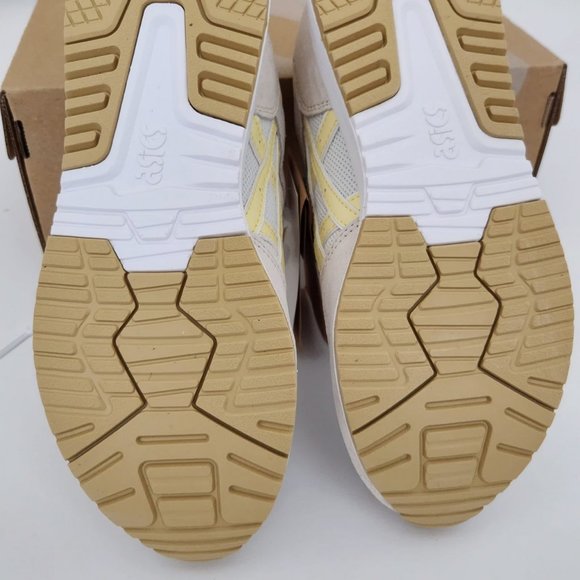 *PRICE FIRM* Asics Women's Lyte Classic Sneaker (Cream/Butter) W6 - Picture 10 of 12